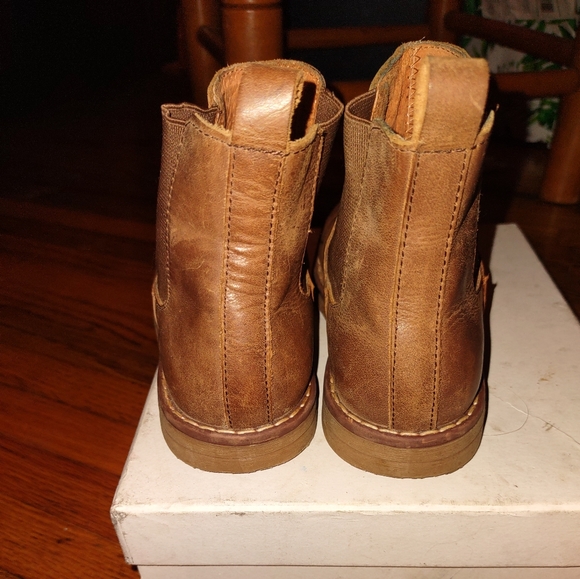 McCoys boys boots still have plenty of wear size 11 perfect for fall and winter - Picture 4 of 4